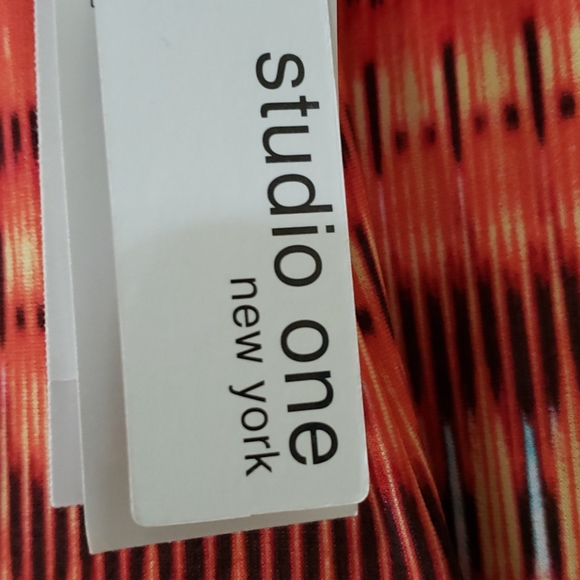 Studio One New York Sleeveless Maxi Dress - Picture 15 of 16